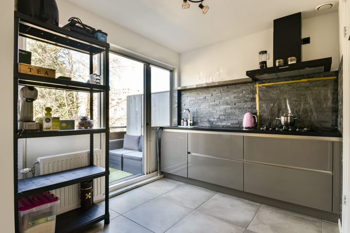 Foto 8 van Volharding 12