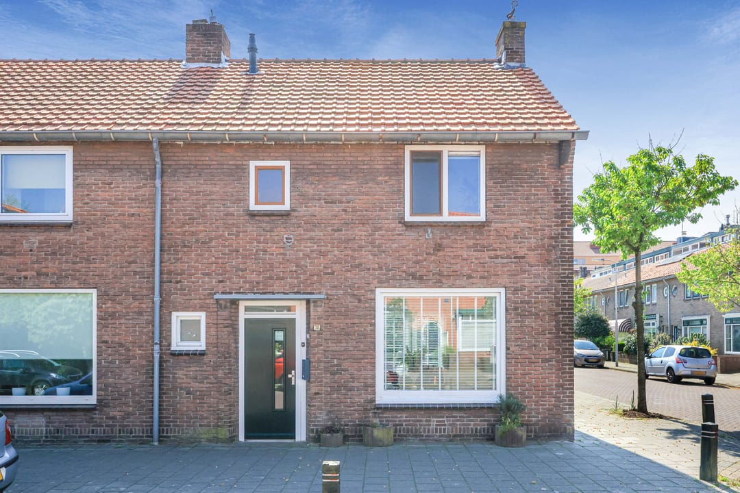 Foto 2 van Burgemeester Rambonnetlaan 38