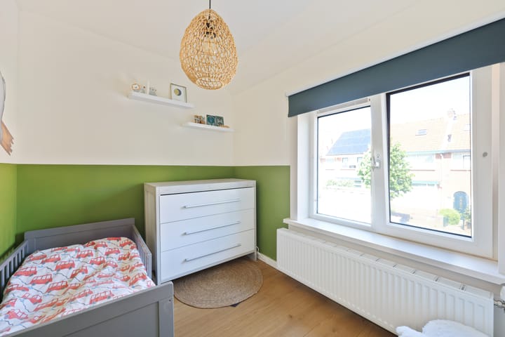 Foto 19 van Burgemeester Rambonnetlaan 38