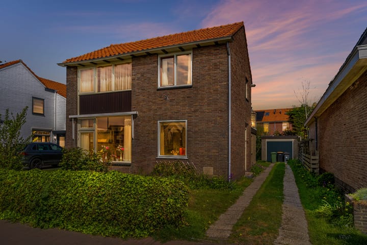 Photo 15 of Brink 10