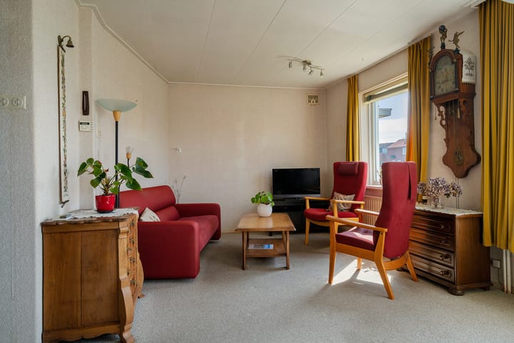 Photo 19 of Brink 10