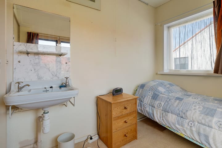 Photo 36 of Brink 10