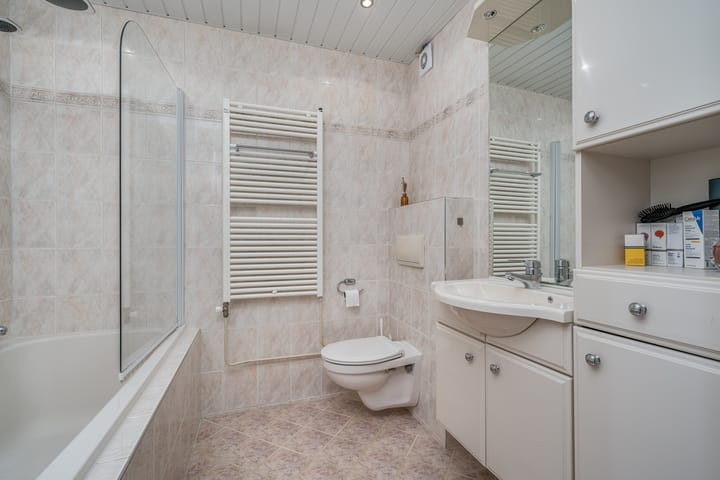 Photo 22 of St. Luciabaai 19