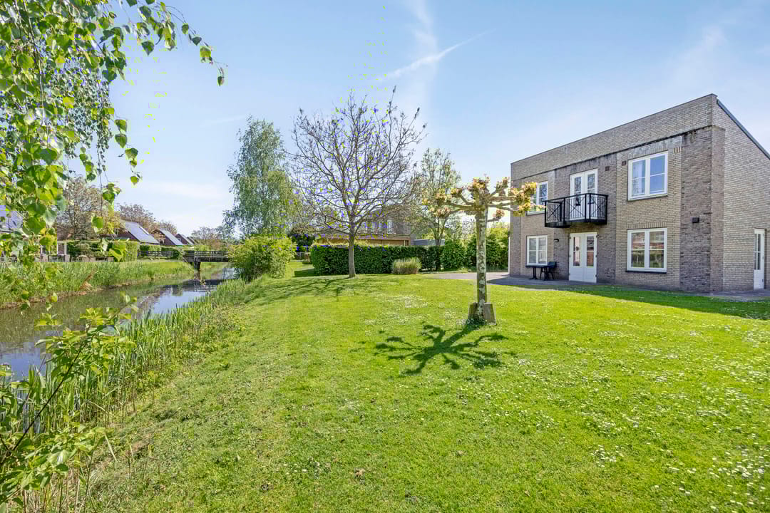 Foto 1 van Bronsbergen 25-R117