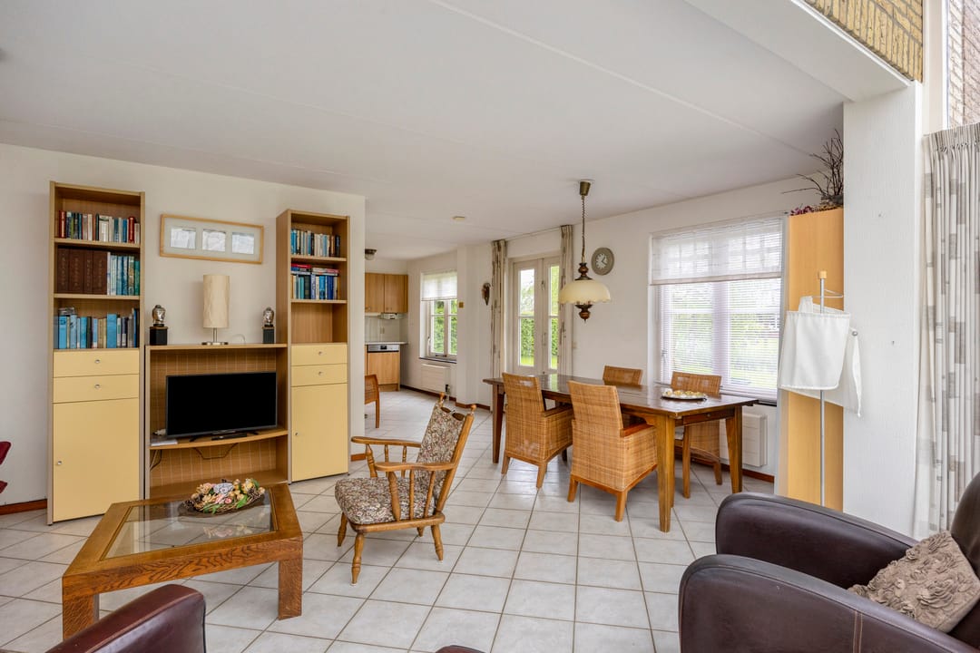 Foto 7 van Bronsbergen 25-R117