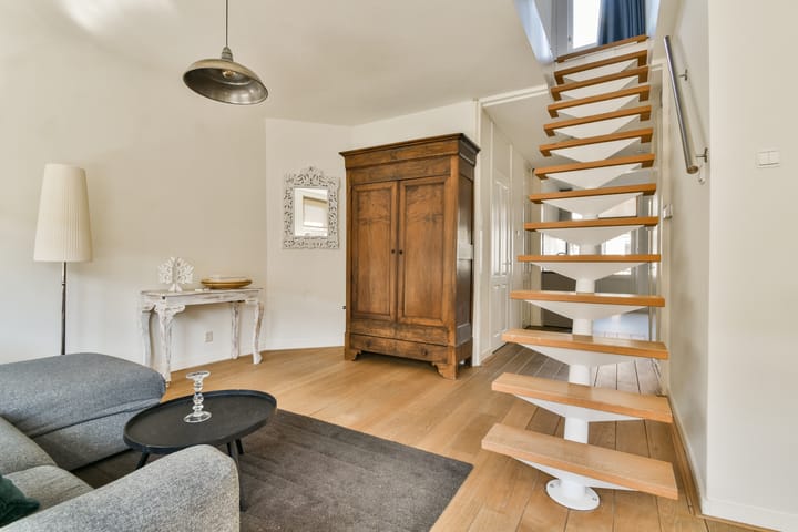 Foto 16 van Woubruggestraat 15-2