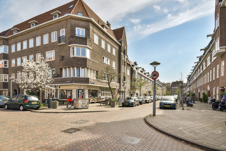 Foto 26 van Woubruggestraat 15-2