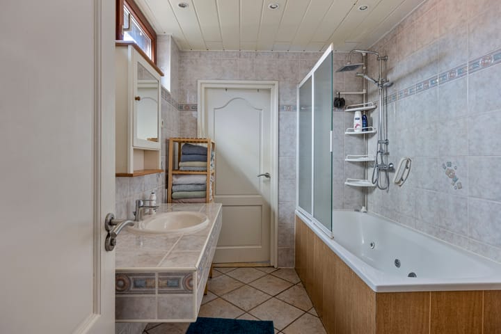 Foto 16 van Burg.Franssenstraat 28