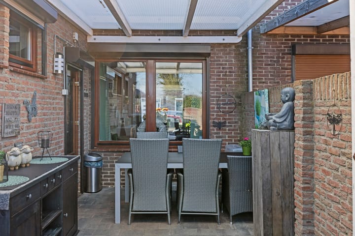 Foto 29 van Burg.Franssenstraat 28