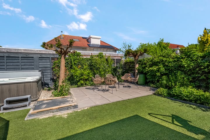 Foto 35 van Zomerklokje 16