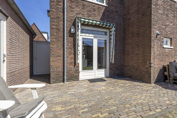 Foto 22 van Lijsterbeslaan 35