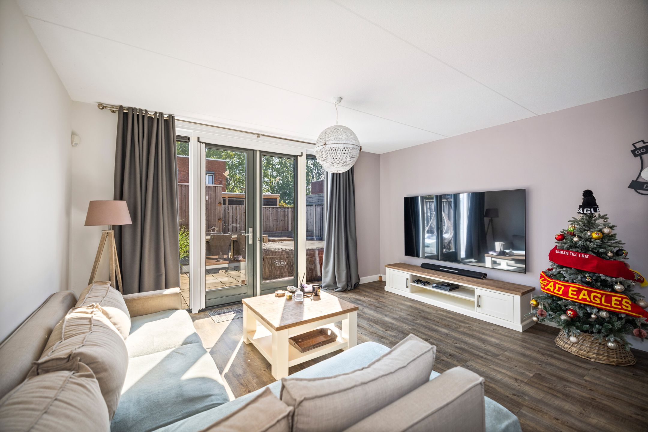 Foto 3 van Van der Willigenstraat 10