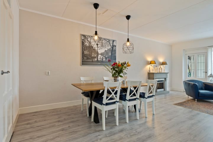 Photo 4 of Voormors 77