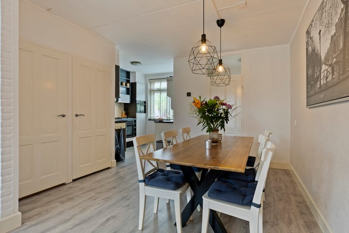 Photo 10 of Voormors 77