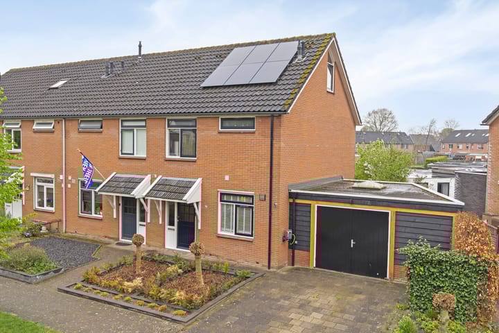 Photo 35 of Voormors 77