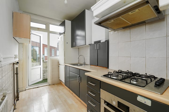 Photo 8 of Wouwermanstraat 54