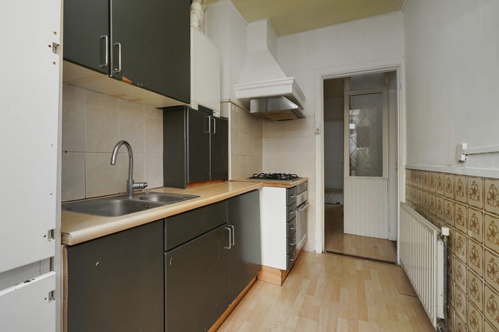 Photo 9 of Wouwermanstraat 54