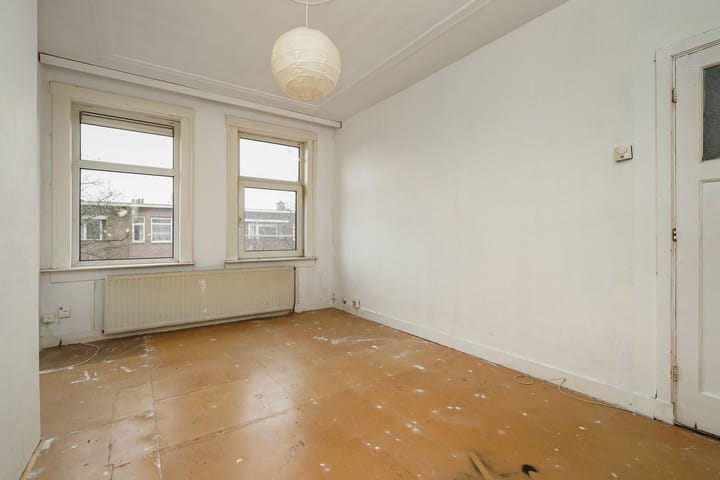 Photo 11 of Wouwermanstraat 54