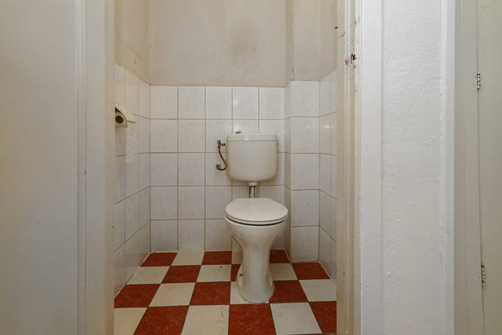 Photo 10 of Wouwermanstraat 54