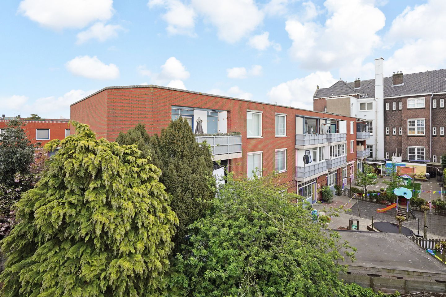 Photo 20 of Wouwermanstraat 54