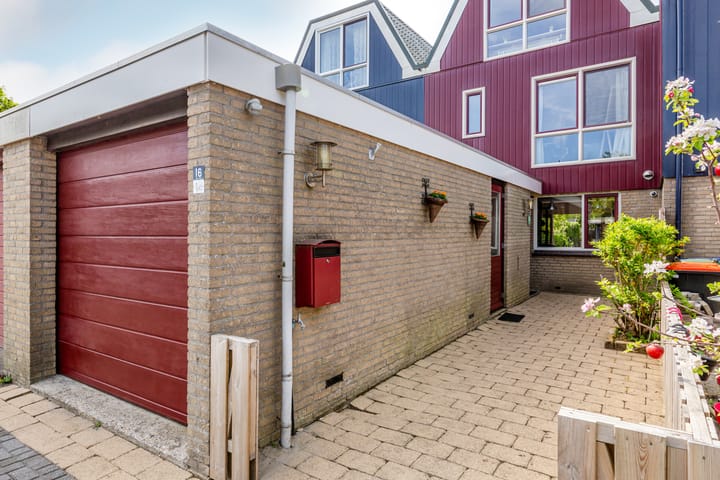 Foto 7 van Archipel 16 14