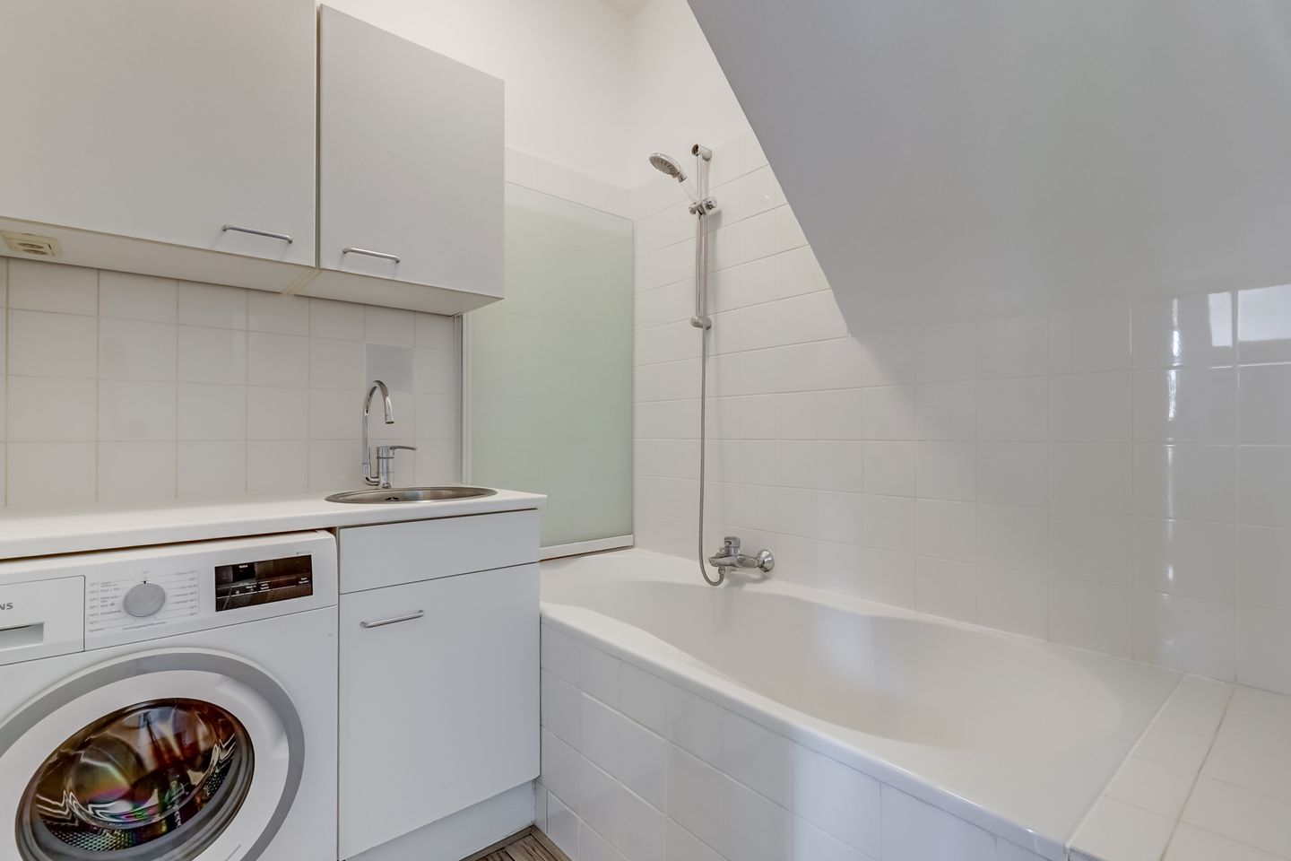 Foto 25 van Juliana van Stolberglaan 393