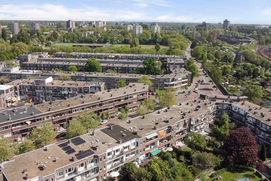 Foto 31 van Juliana van Stolberglaan 393