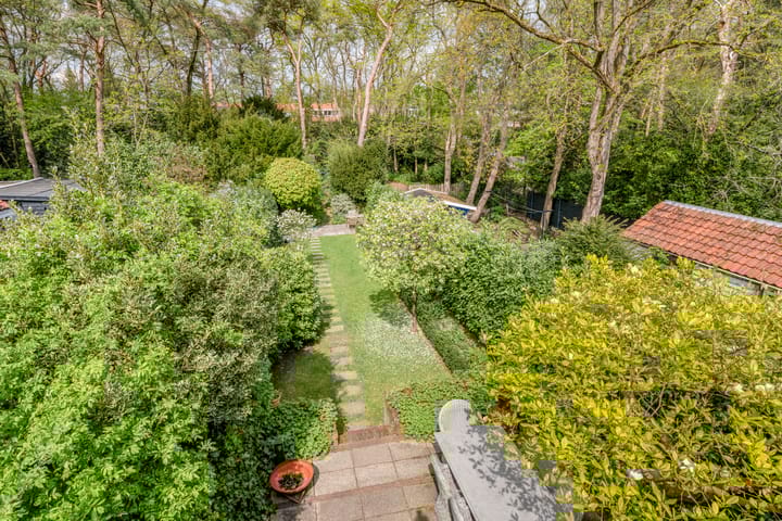 Foto 15 van Julianalaan 233