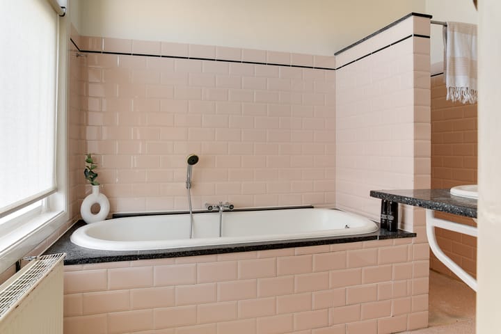 Photo 26 of Hacquartstraat 5-A