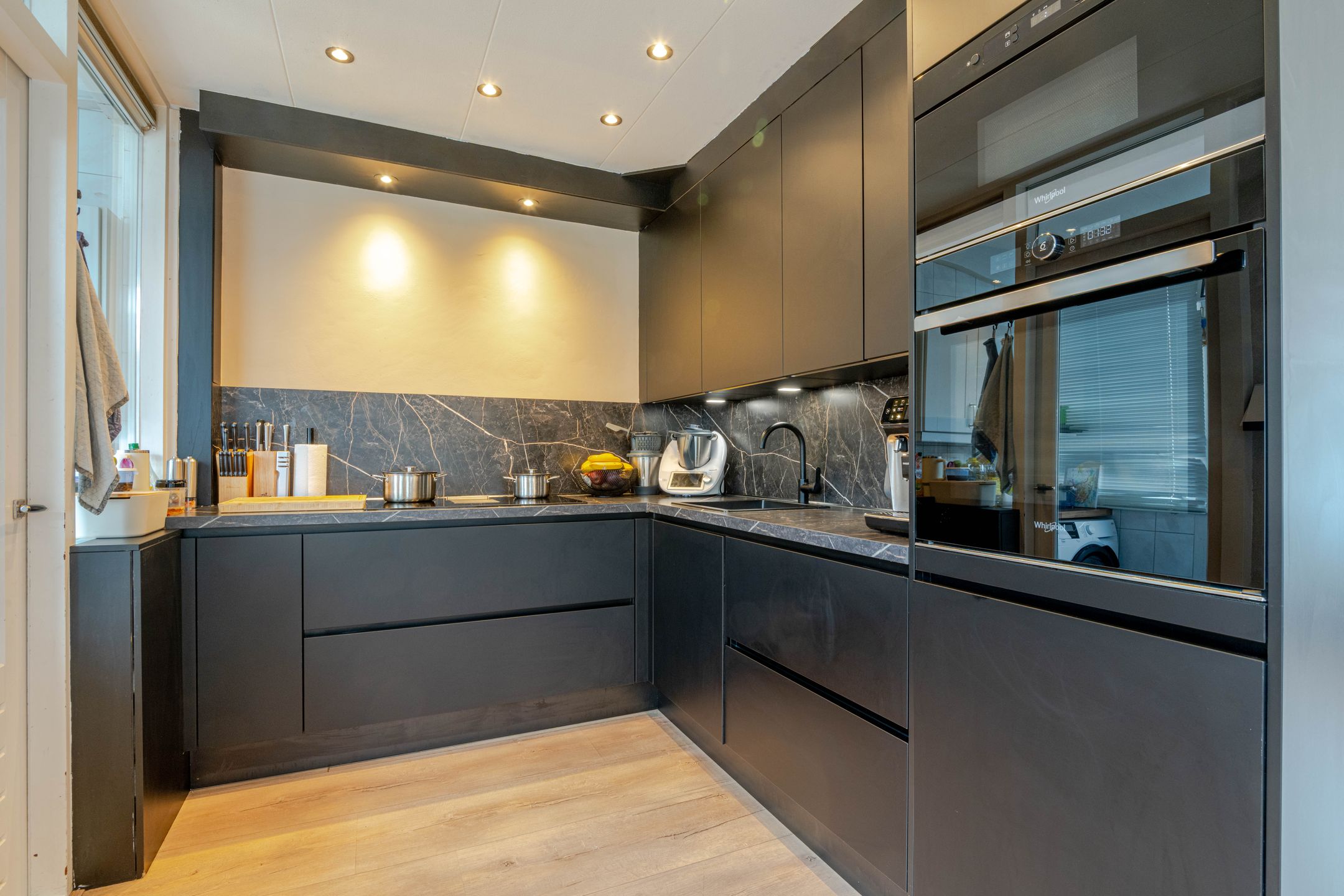 Foto 12 van Jacob van Lennepstraat 12