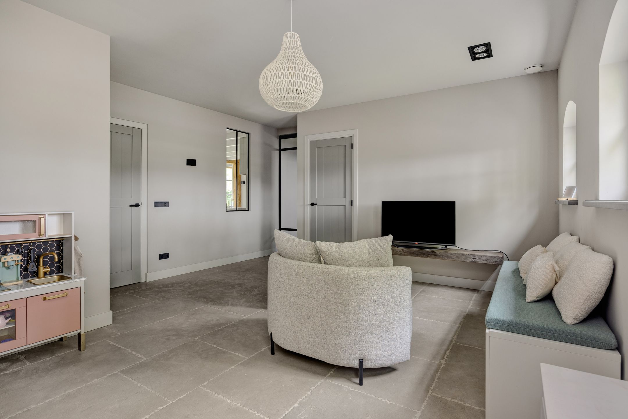 Photo 18 of Helmondseweg 142-A