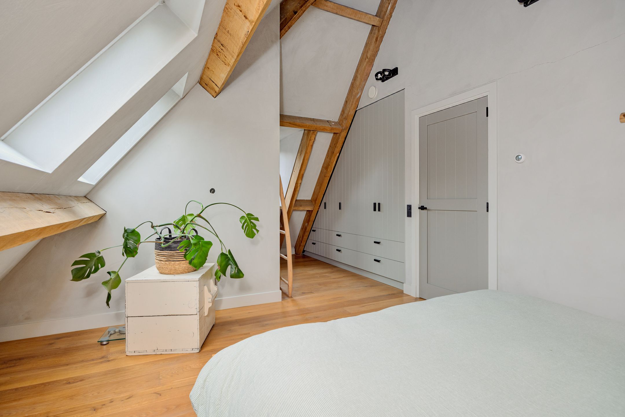 Photo 30 of Helmondseweg 142-A