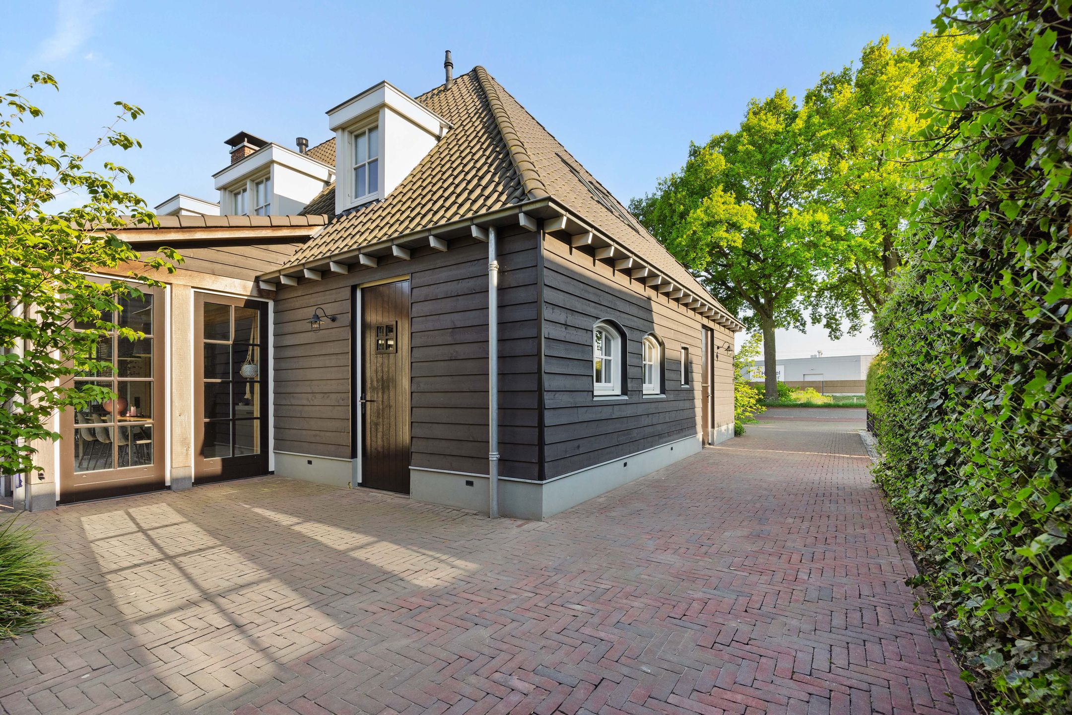 Photo 45 of Helmondseweg 142-A