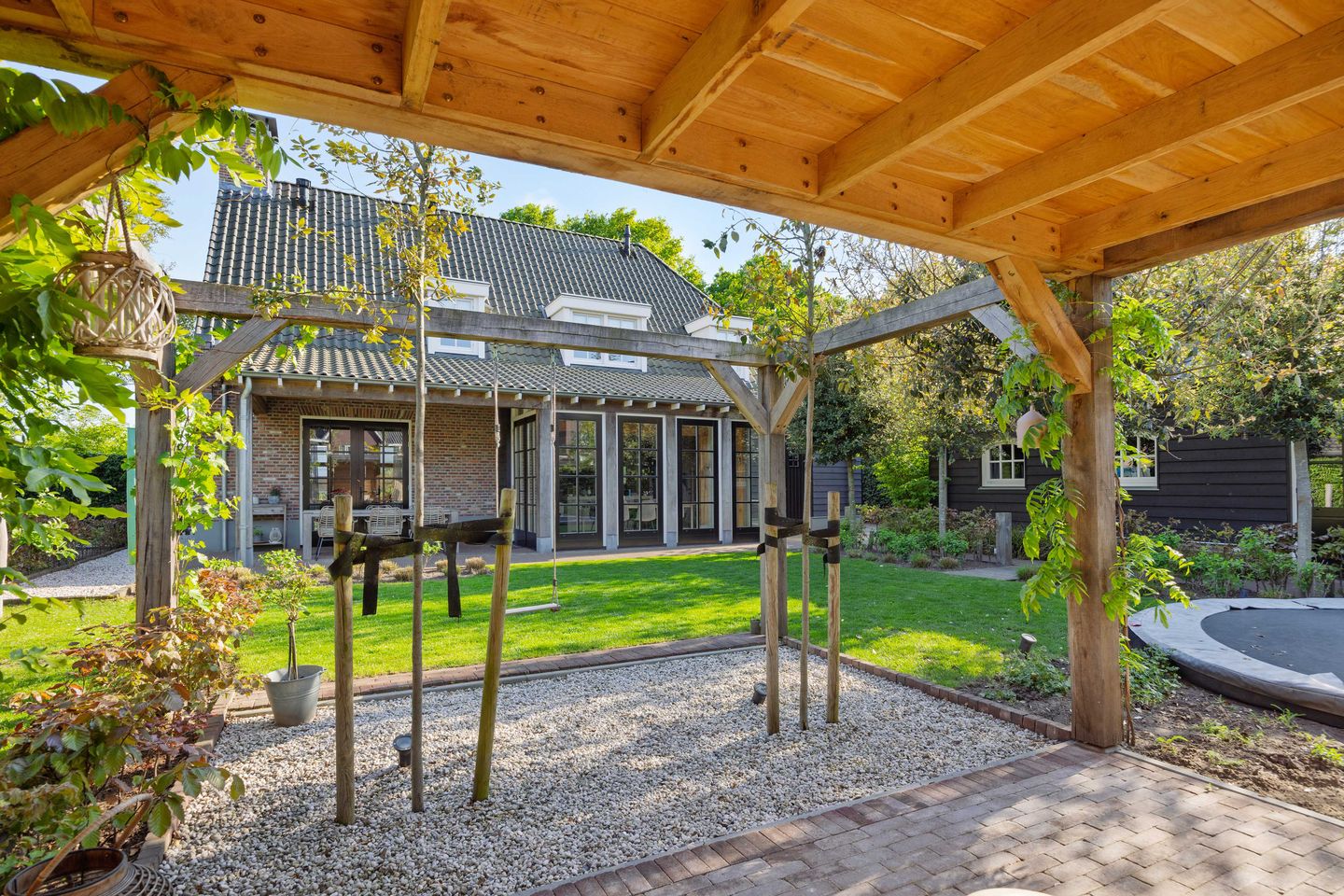 Photo 49 of Helmondseweg 142-A