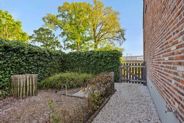 Foto 54 van Helmondseweg 142-A