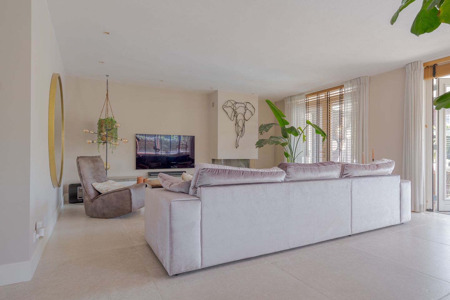 Foto 10 van Rhemenshuizenstraat 43