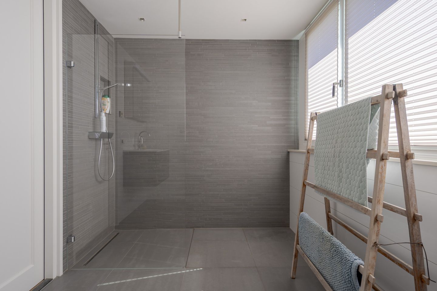 Foto 65 van Rhemenshuizenstraat 43