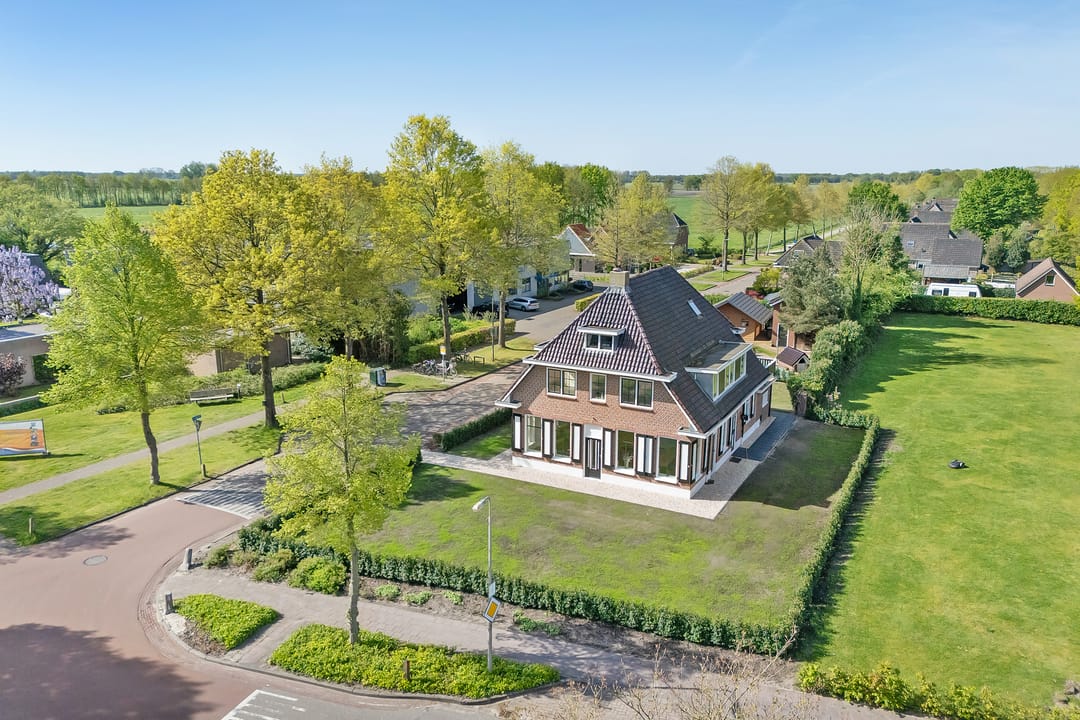 Foto 1 van Dorpsstraat 11