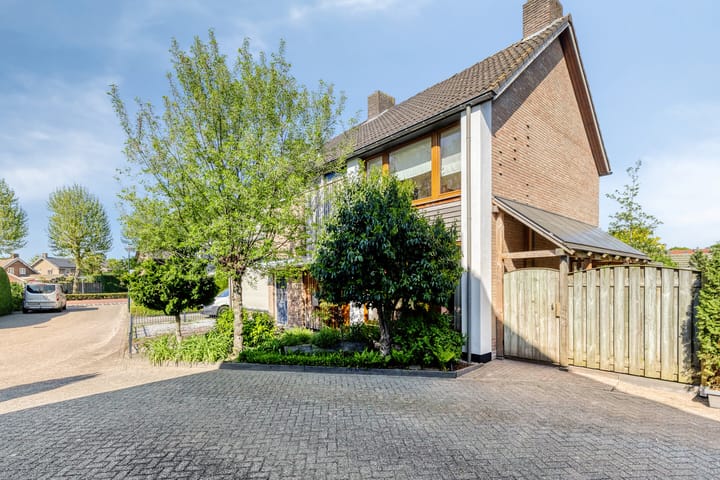 Foto 26 van Bouwensstraat 7