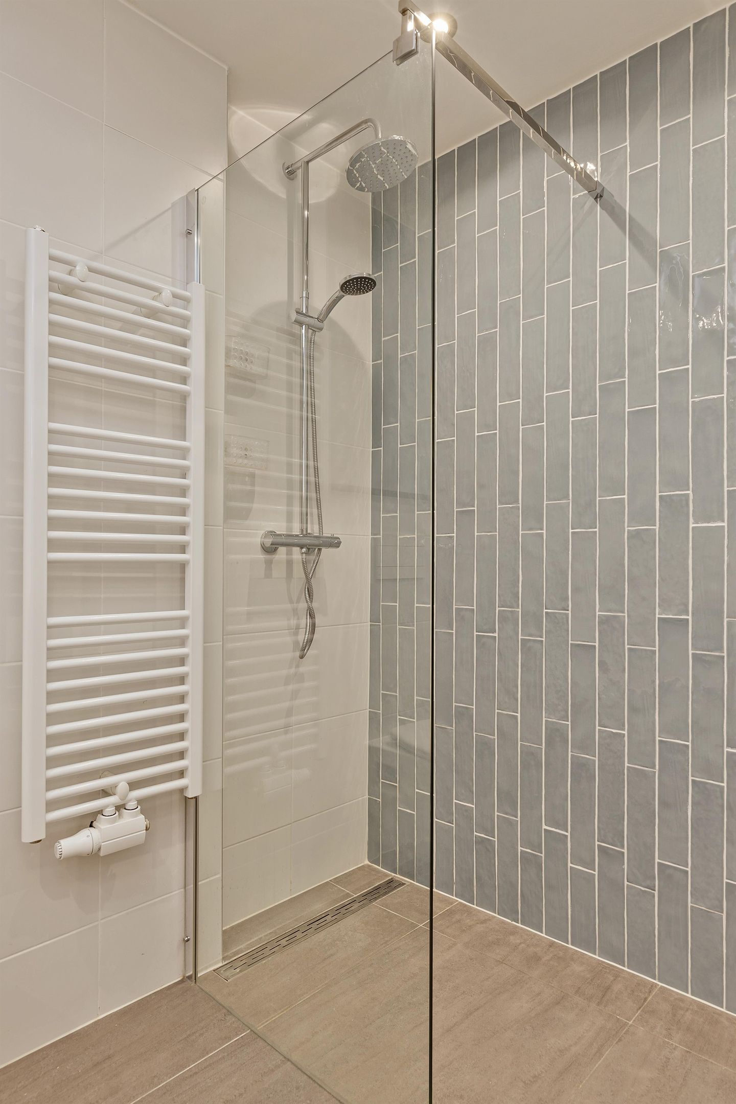 Foto 10 van Da Costastraat 94-A2