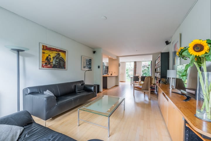 Foto 3 van Jhr.Mr.Dr. H.A. van Karnebeeklaan 42