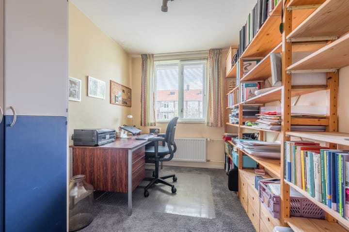 Foto 29 van Jhr.Mr.Dr. H.A. van Karnebeeklaan 42