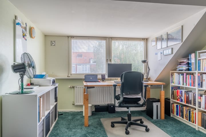 Foto 37 van Jhr.Mr.Dr. H.A. van Karnebeeklaan 42