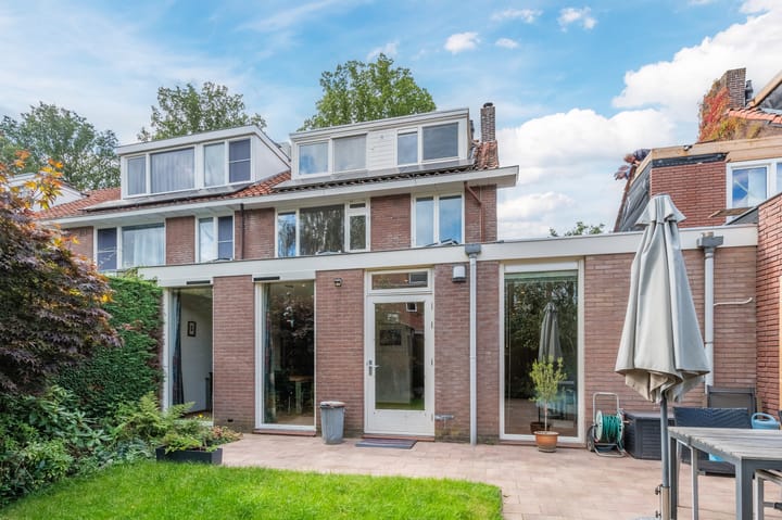 Foto 38 van Jhr.Mr.Dr. H.A. van Karnebeeklaan 42