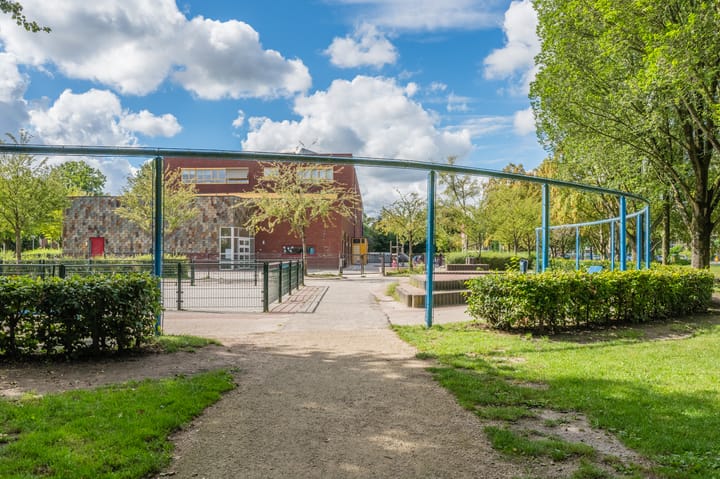 Foto 47 van Jhr.Mr.Dr. H.A. van Karnebeeklaan 42