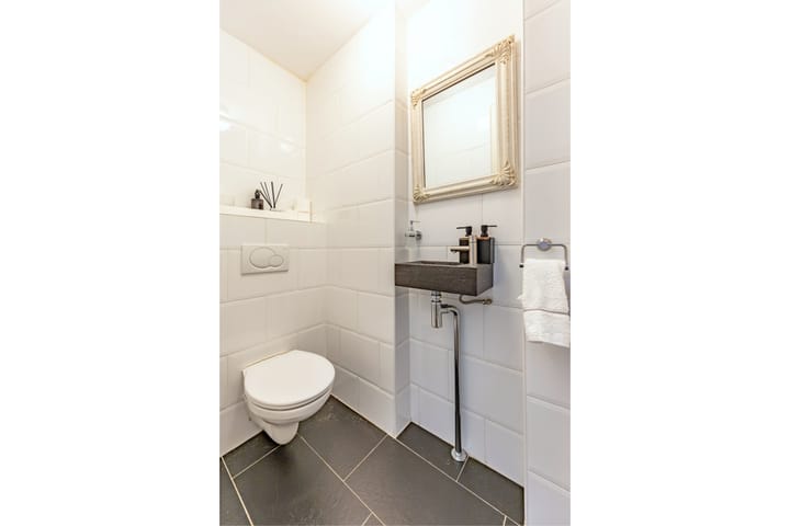 Foto 22 van van Vredenburchweg 4