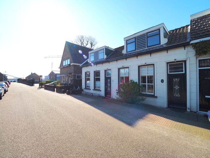 Foto 4 van Kerkbuurt 3