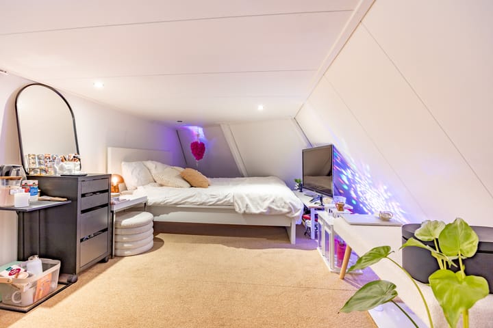 Foto 36 van van Vredenburchweg 4