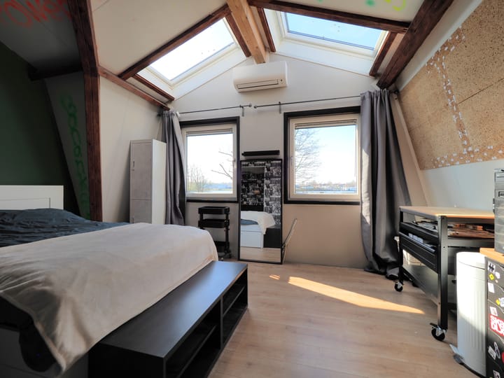 Foto 24 van Kerkbuurt 3