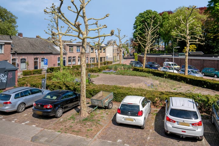 Foto 34 van Paterstraat 53